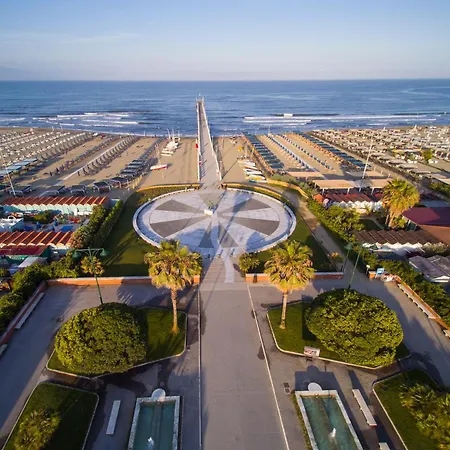 Apartment Ondina Viareggio