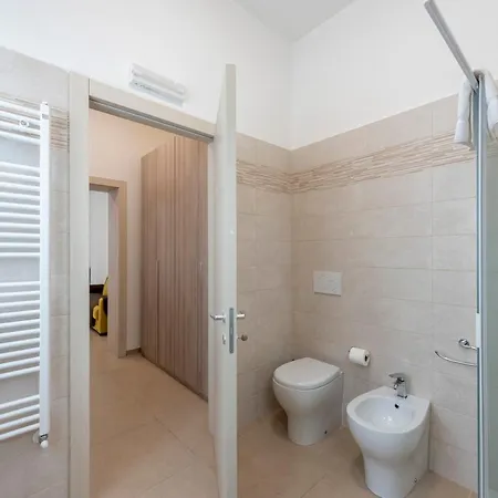 Ondina * Viareggio