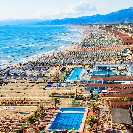 Apartment Ondina Viareggio