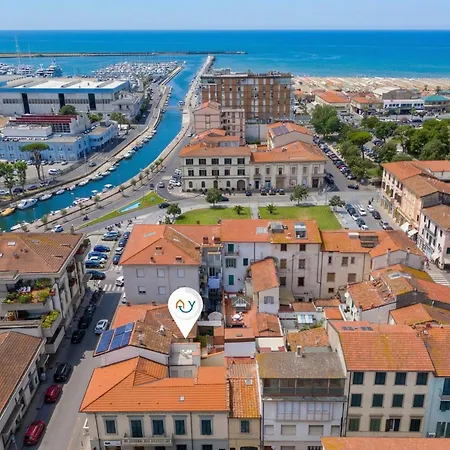 Ondina * Viareggio